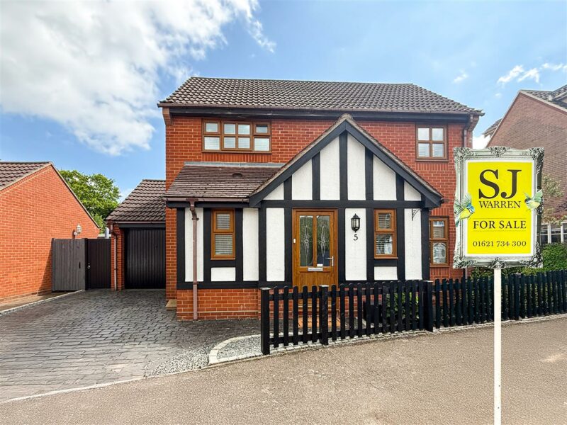 Polstead Close, Rayleigh
