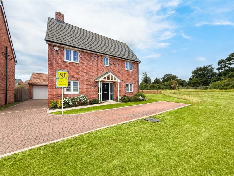Grangewood Park Avenue, Burnham-On-Crouch