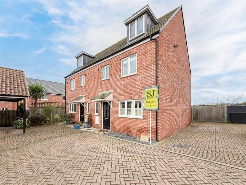 Pond View, Burnham-On-Crouch